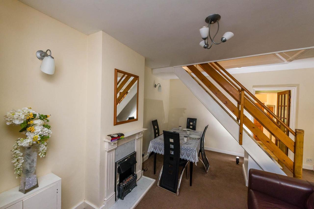 House Dover Room photo